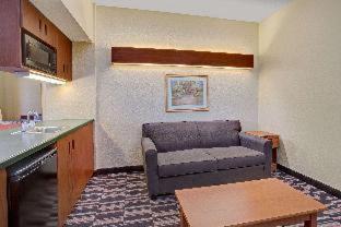 Microtel Inn & Suites By Wyndham Bushnell Rom bilde
